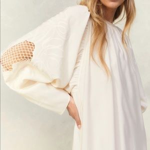 Voluminous Embroidery Dress